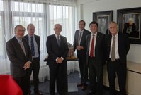 Prof. Joseph Sung (second from right), Vice-Chancellor and President; and Prof. Jack Cheng, Pro-Vice-Chancellor (first from left), are warmly welcomed by the representatives of Utrecht University.